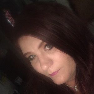 Meet your Posher, Alisa